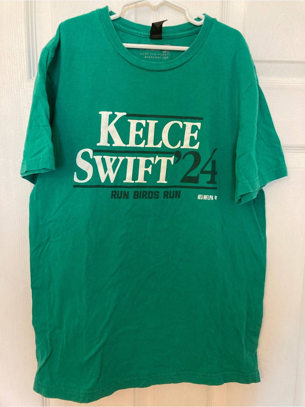Kelce Swift '24 Green Graphic Tee - Unbranded